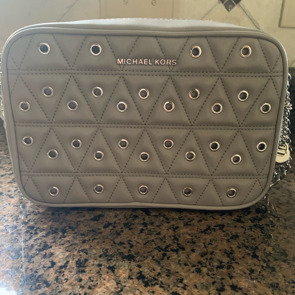 Michael Kors Crossbody bag/Clean